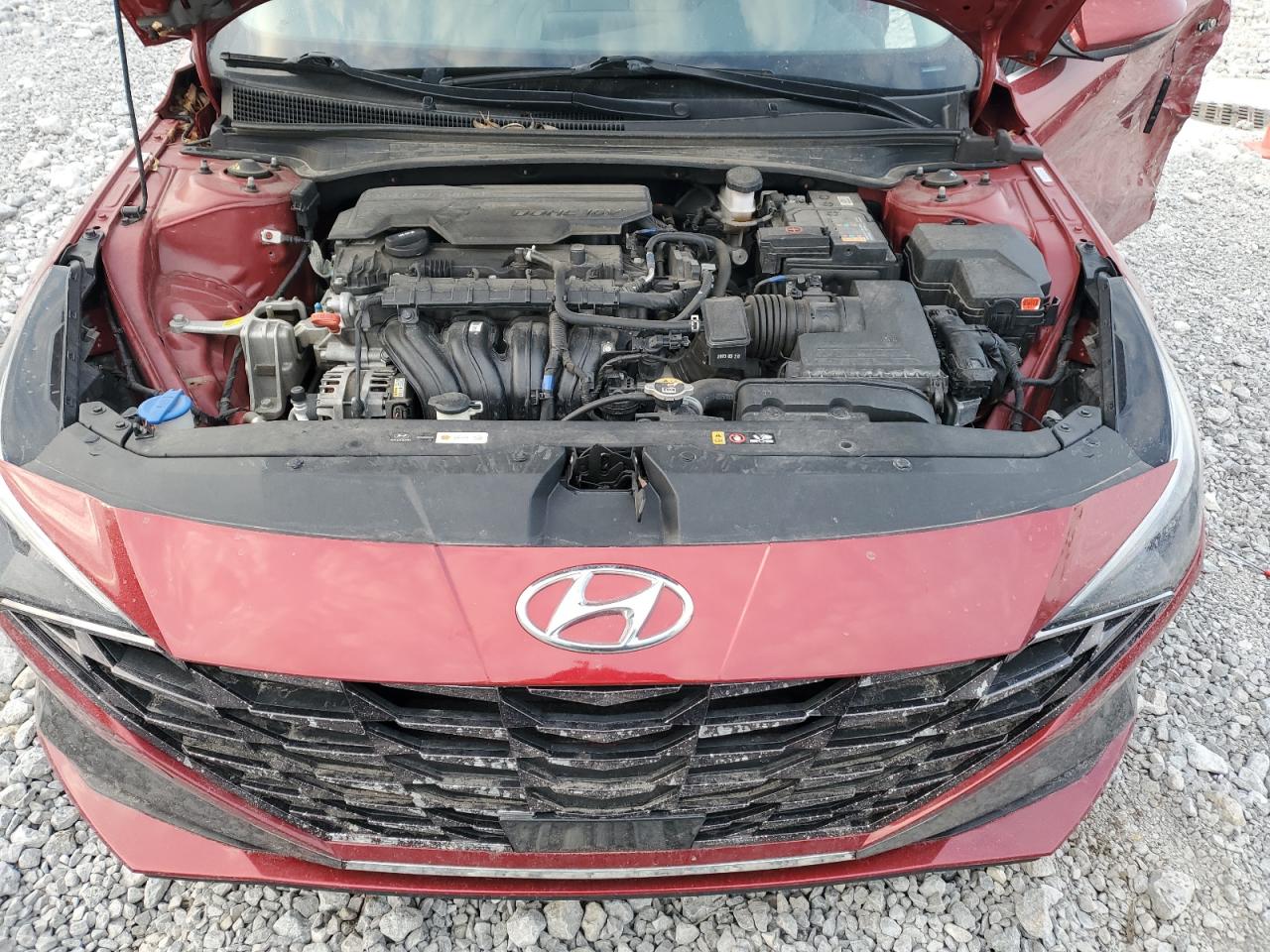 2023 Hyundai Elantra - Image 13