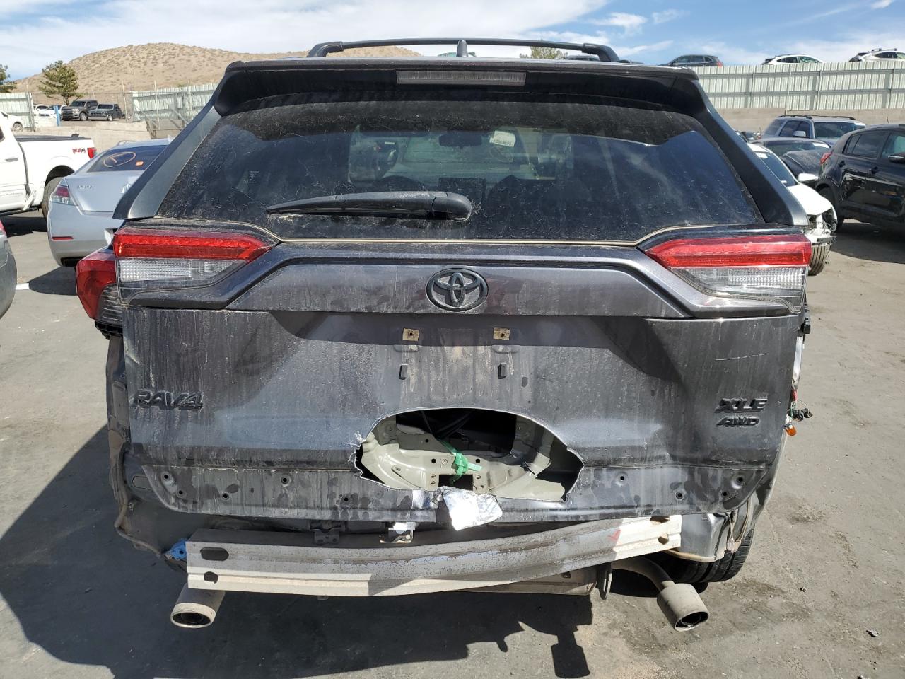 2019 Toyota RAV 4 - Image 6