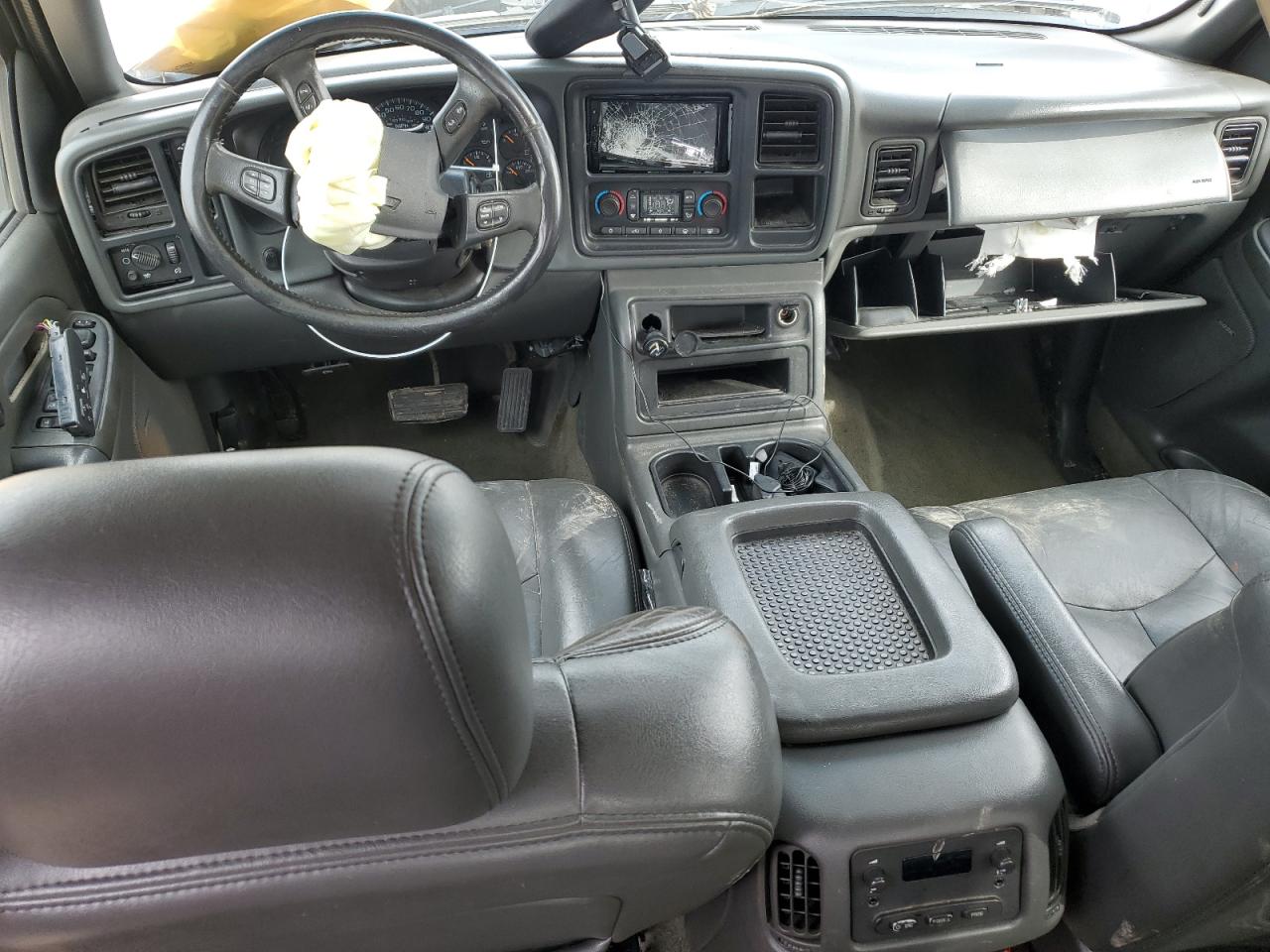 2005 Chevrolet Silverado - Image 8