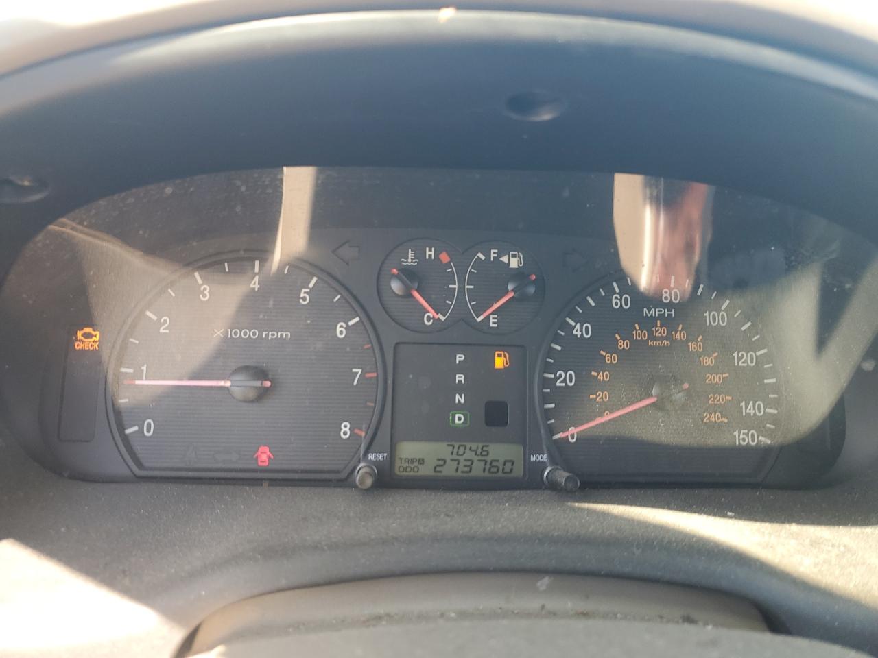 2003 Hyundai Sonata - Image 9