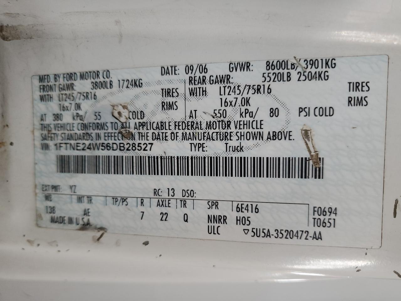 2006 Ford Econoline - Image 13