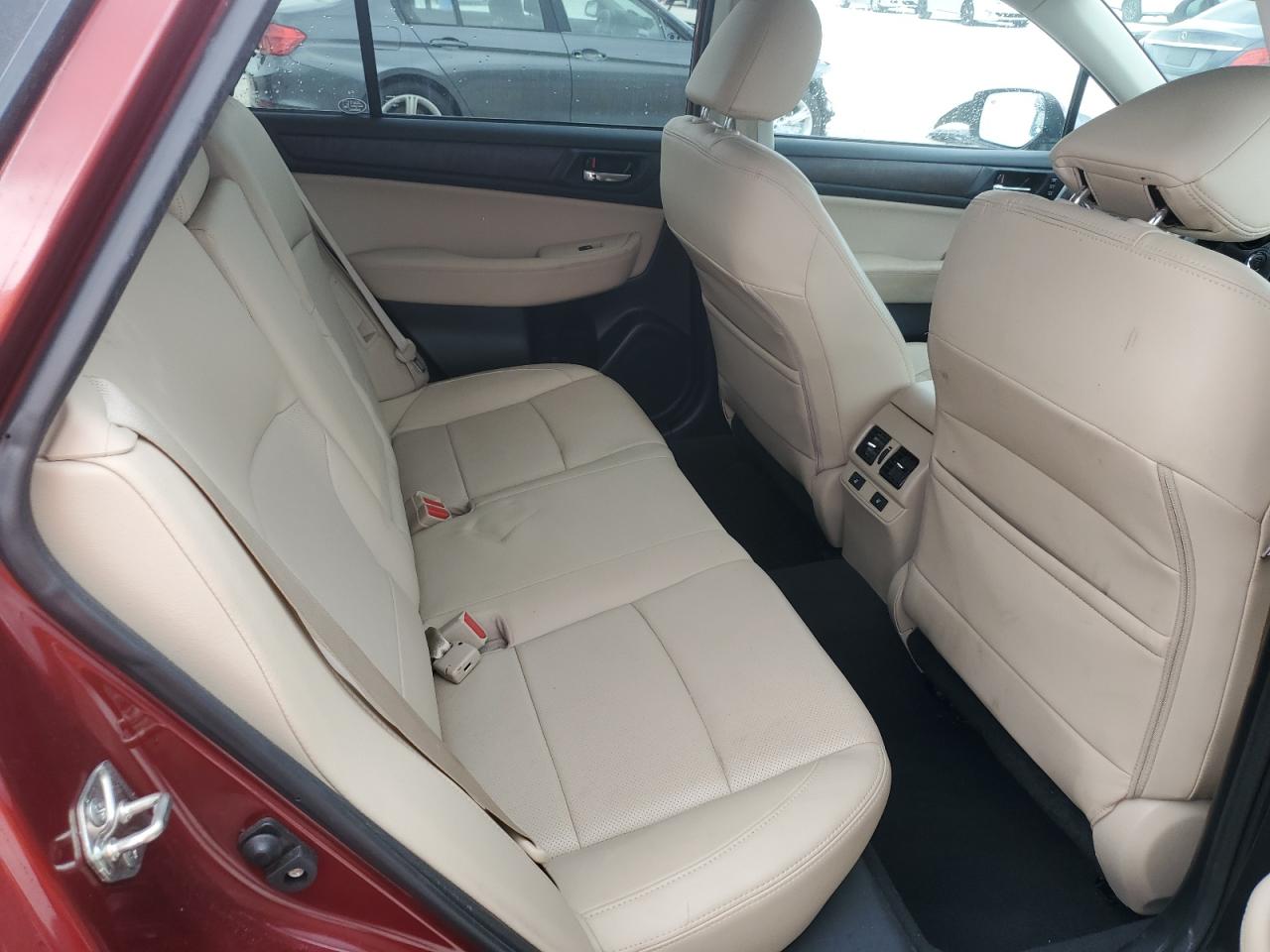 2016 Subaru Outback - Image 12