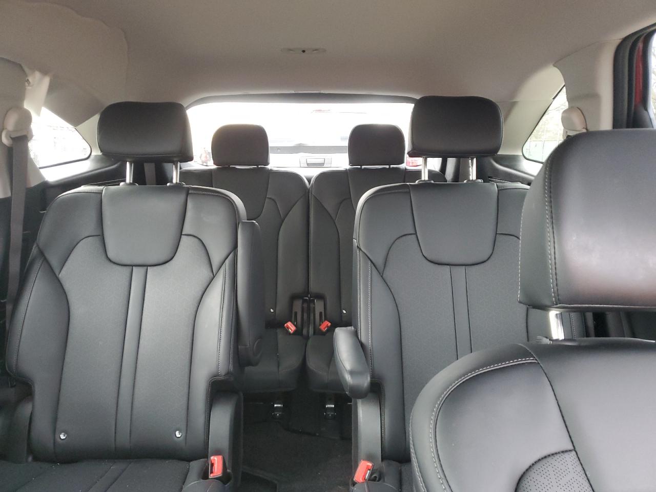 2023 Kia Sorento - Image 10