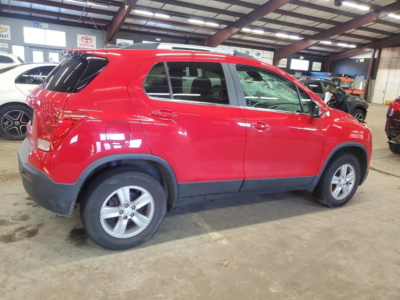 2016 Chevrolet Trax - Image 3