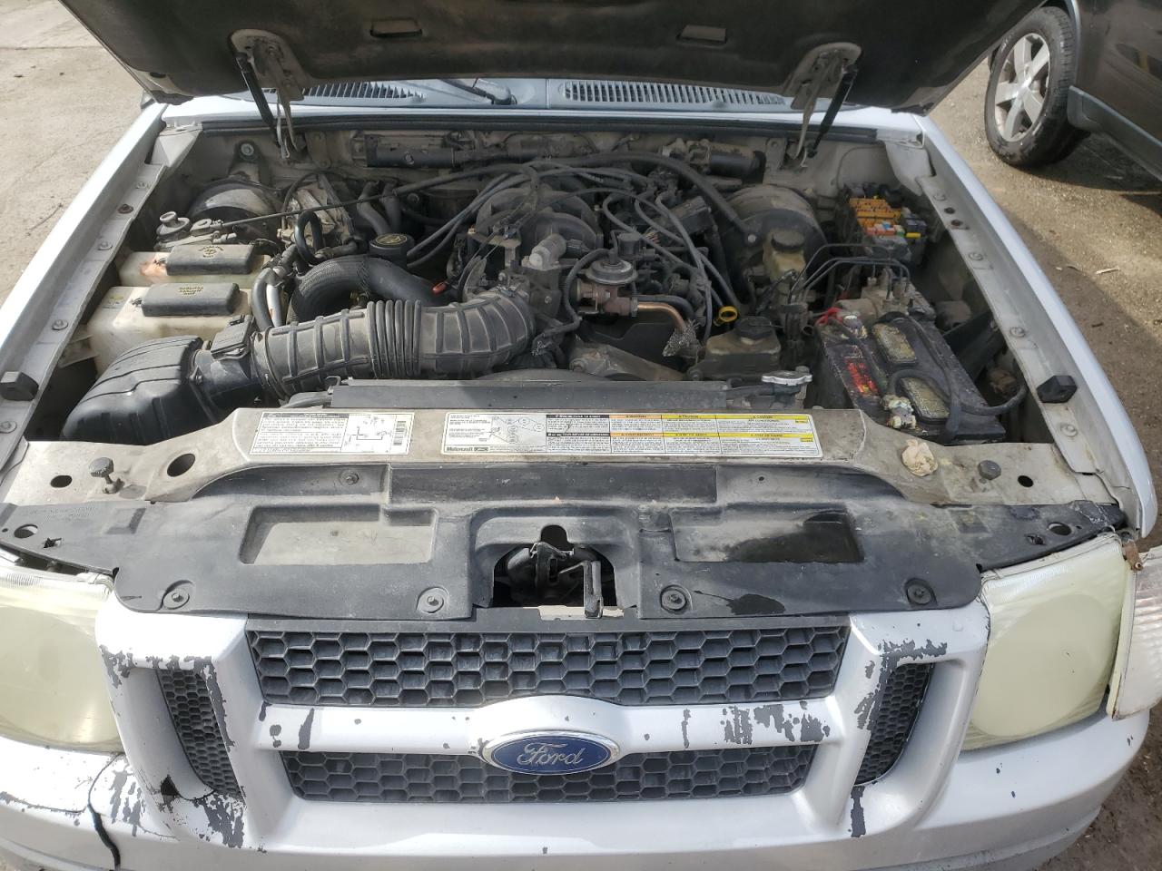 2002 Ford Explorer - Image 12