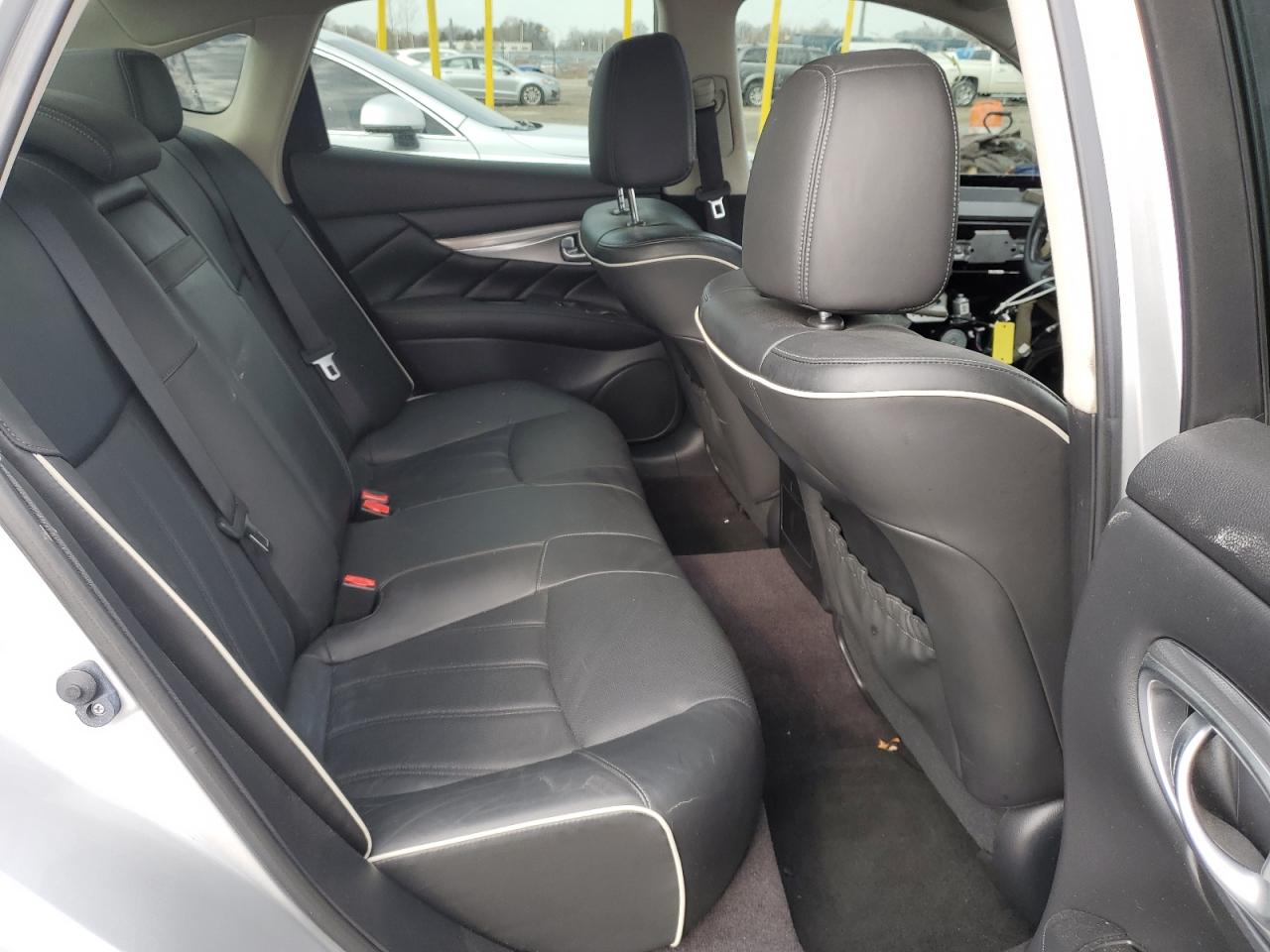 2019 Infiniti Q70 3.7 Luxe VIN: JN1BY1AR9KM585020 Lot: 50630595