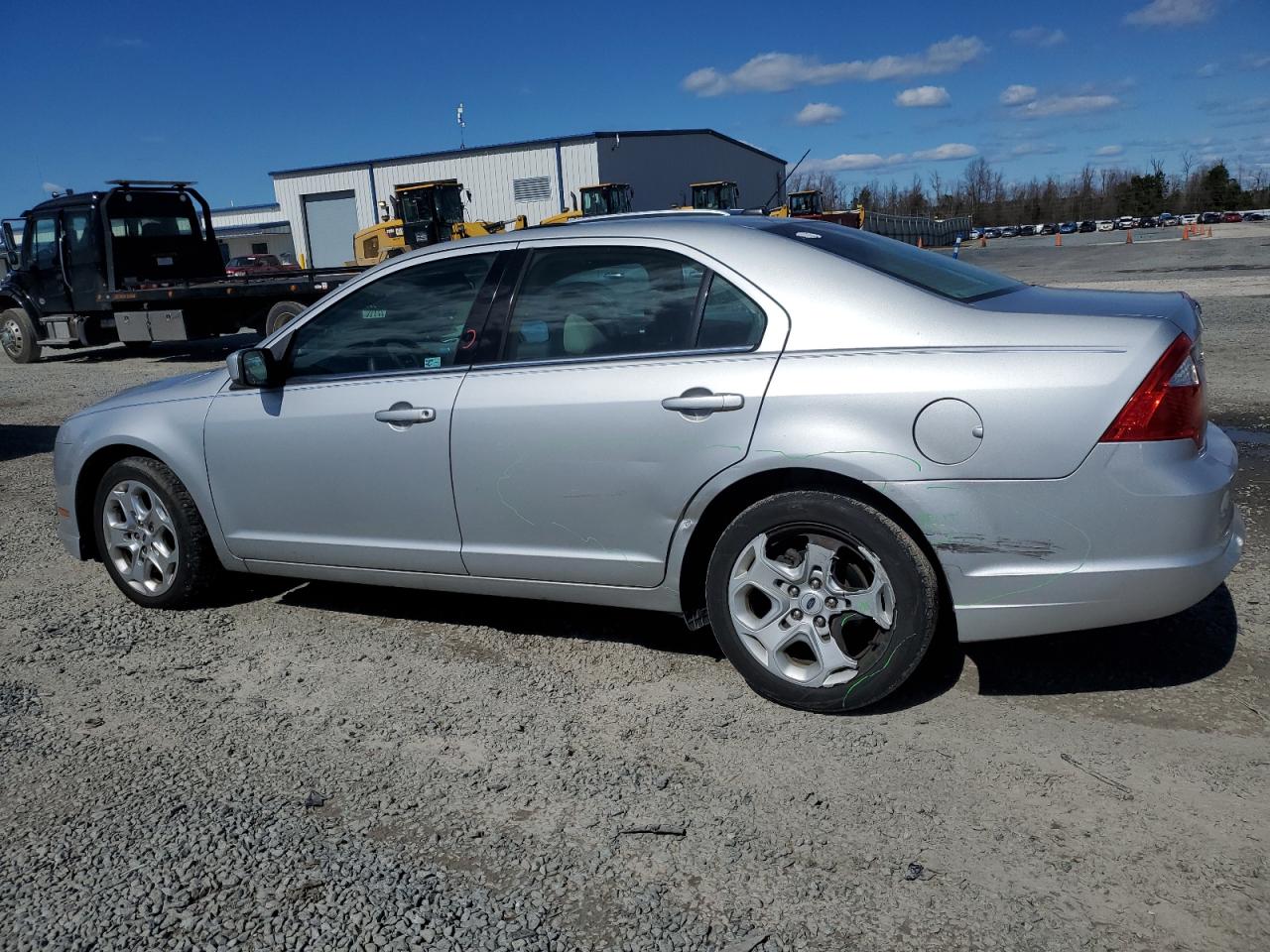 2010 Ford Fusion - Image 2
