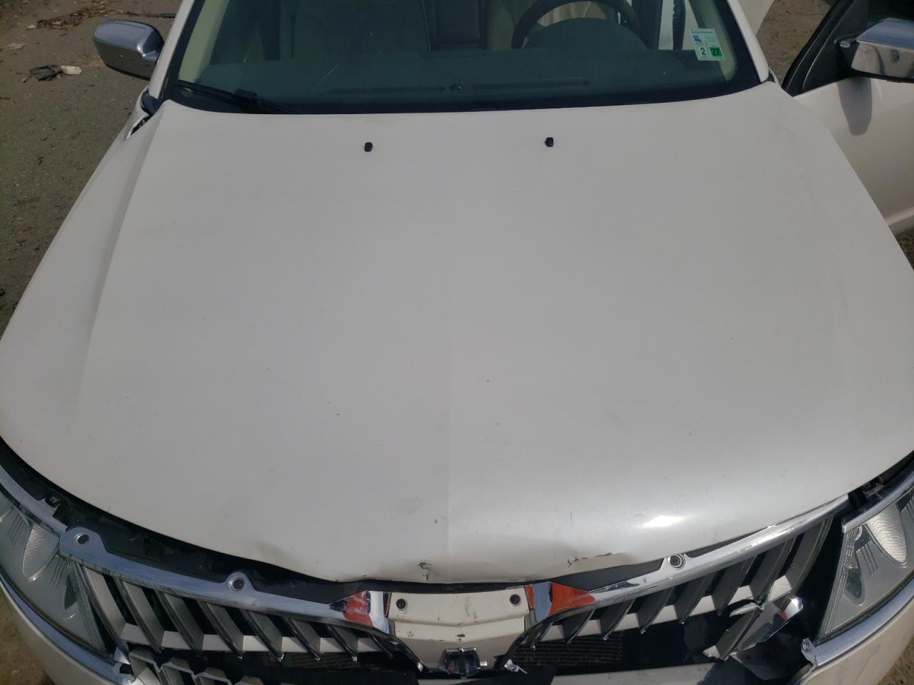 2012 Lincoln MKZ - Image 11