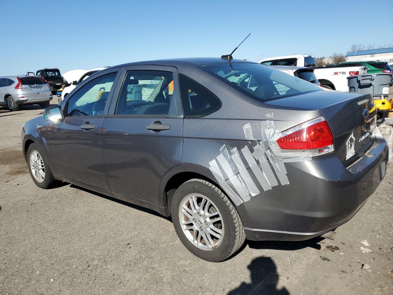 2009 Ford Focus - Image 2
