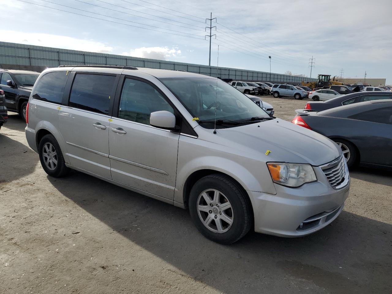 2012 Chrysler Town & Country - Image 4