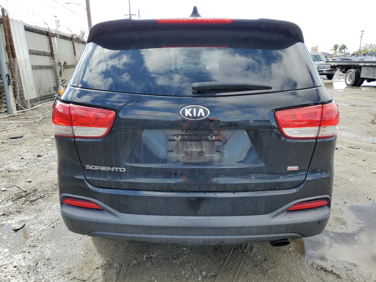 2016 Kia Sorento - Image 6