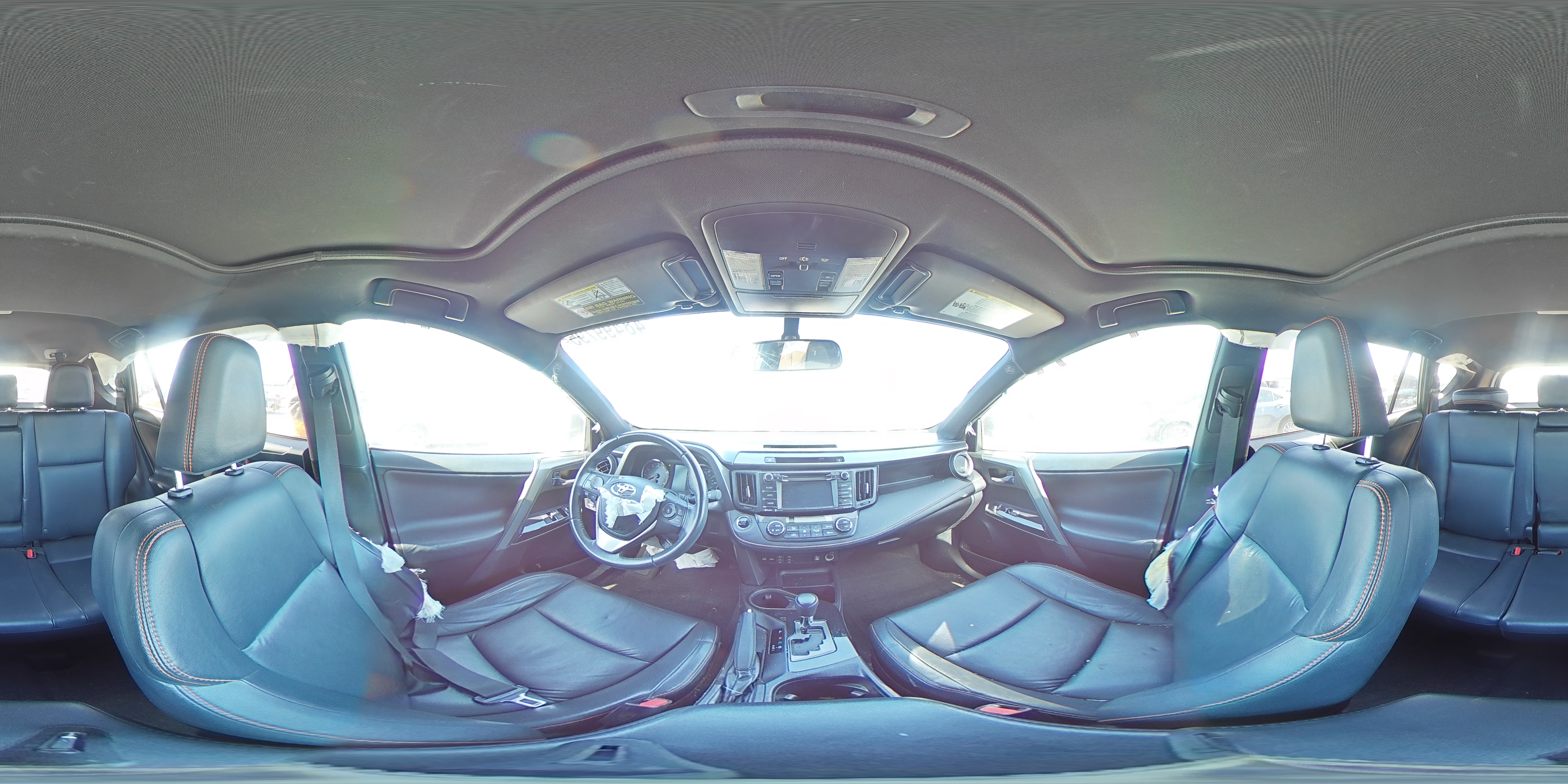 2016 Toyota RAV 4 - Image 13