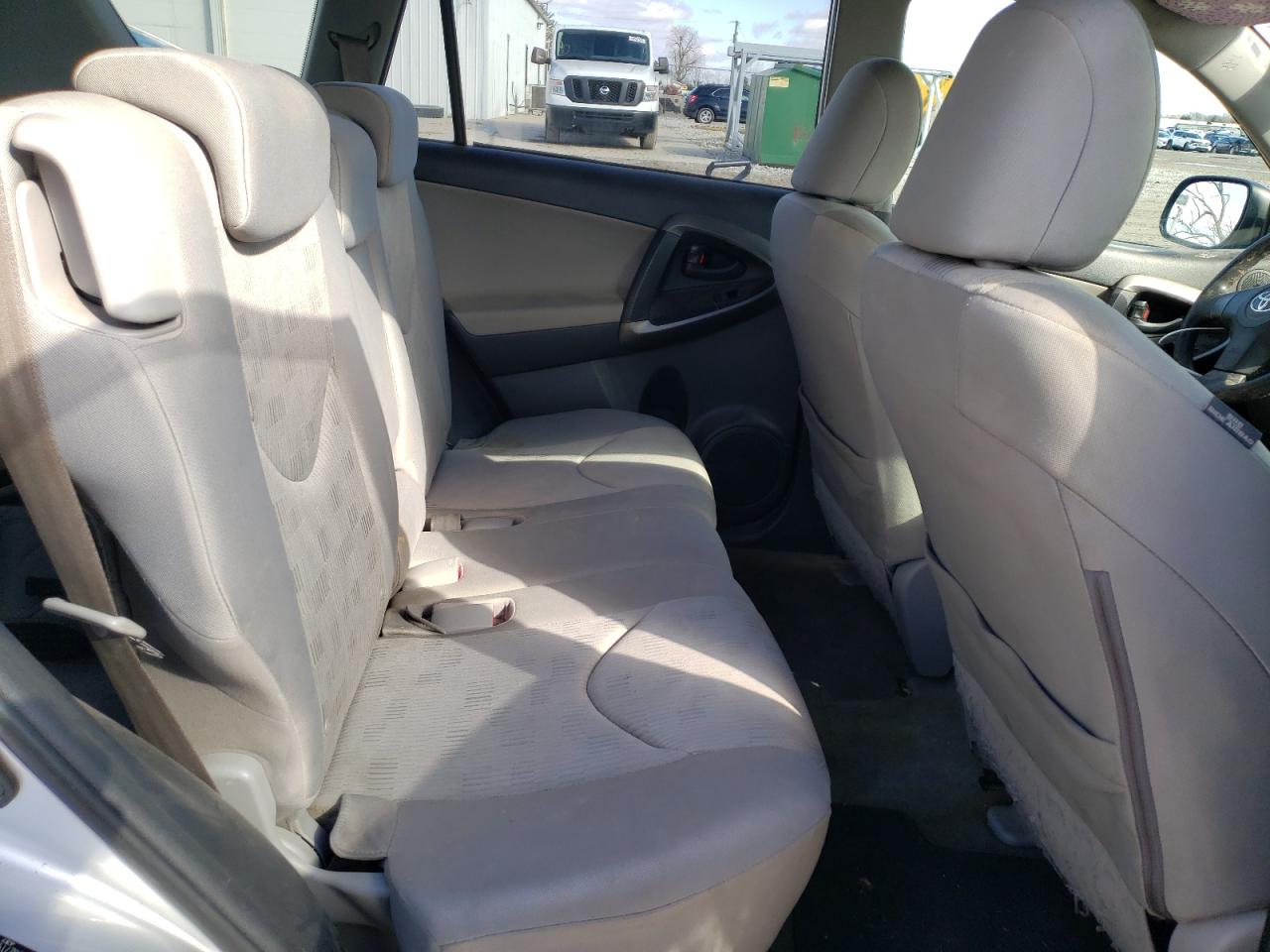 2010 Toyota RAV 4 - Image 11