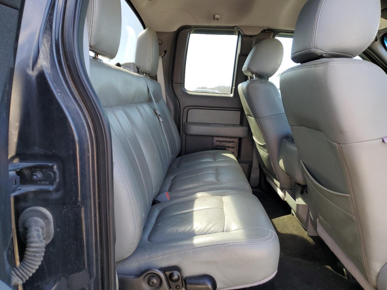 2012 Ford F-150 - Image 10