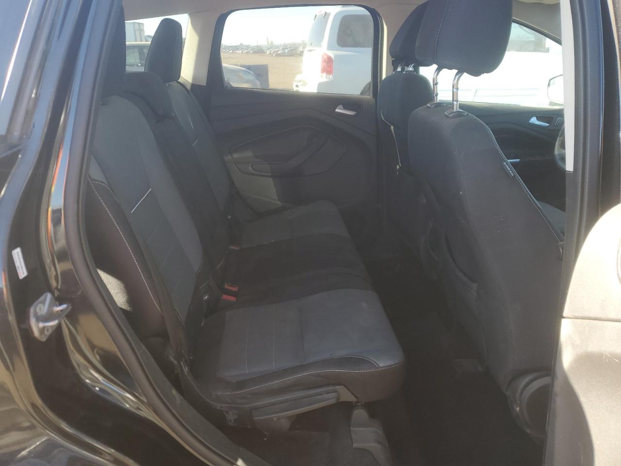 2015 Ford Escape - Image 11