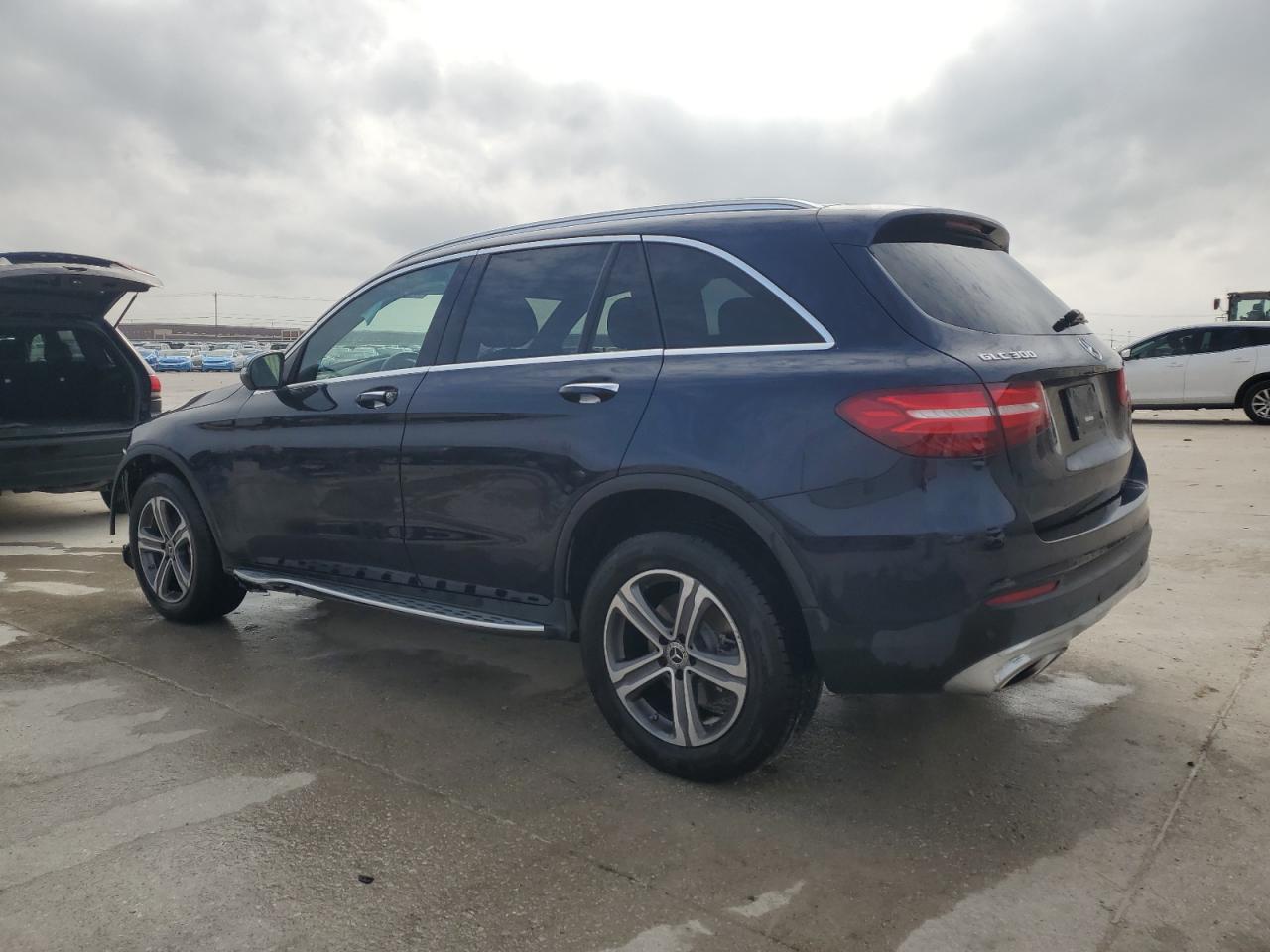 2018 Mercedes-Benz GLC - Image 2
