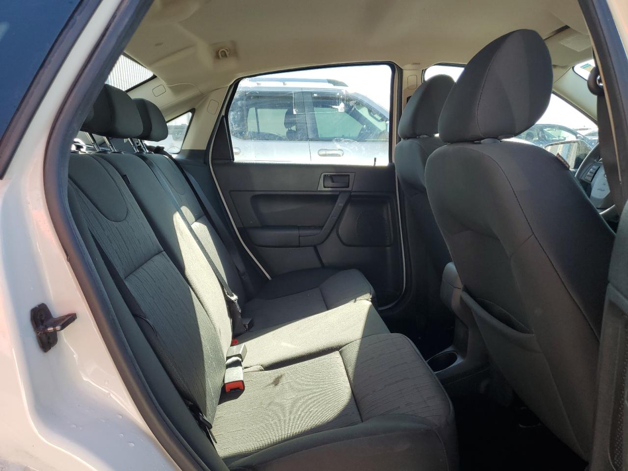 2009 Ford Focus - Image 10