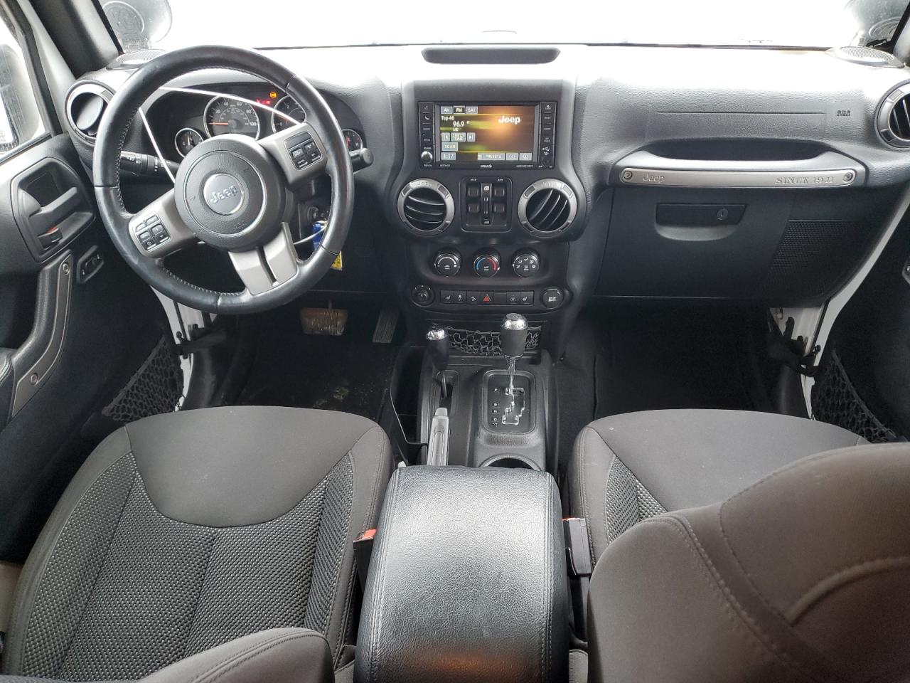 2016 Jeep Wrangler - Image 8