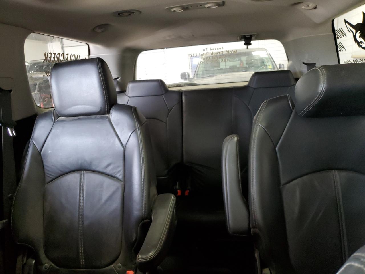 2016 GMC Acadia - Image 10