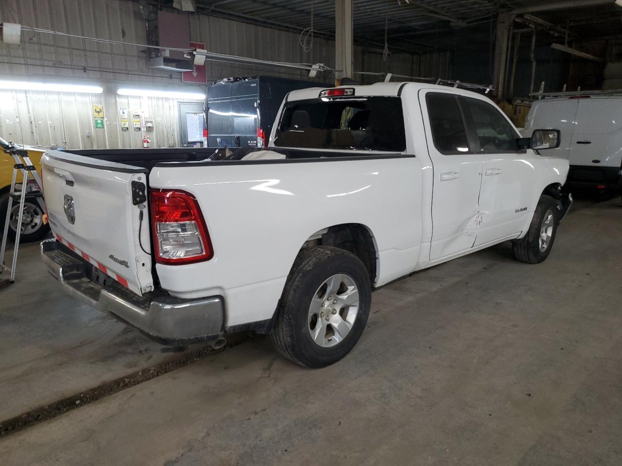 2022 RAM 1500 - Image 3