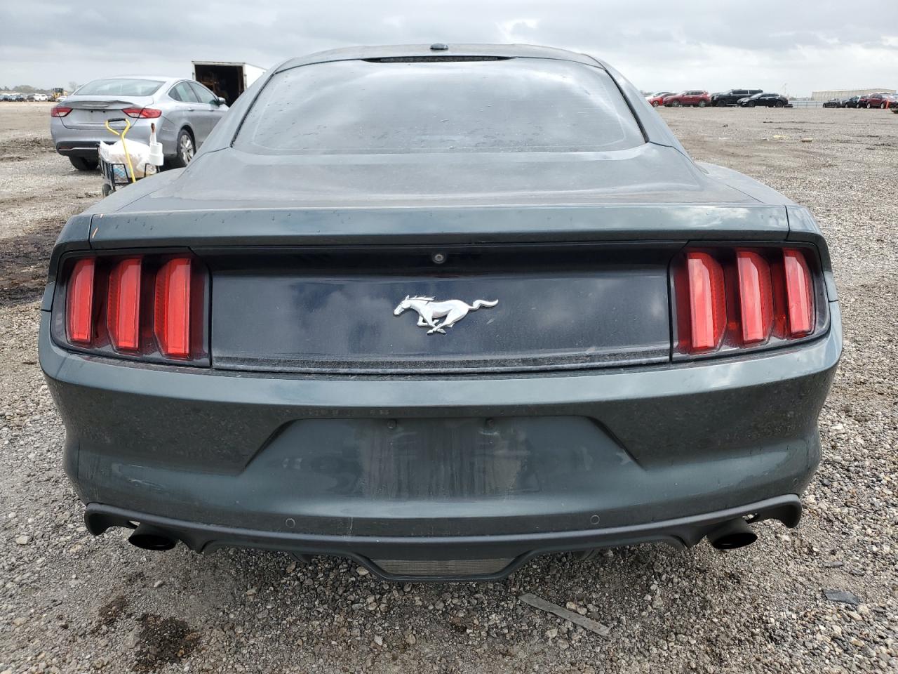 2015 Ford Mustang - Image 6
