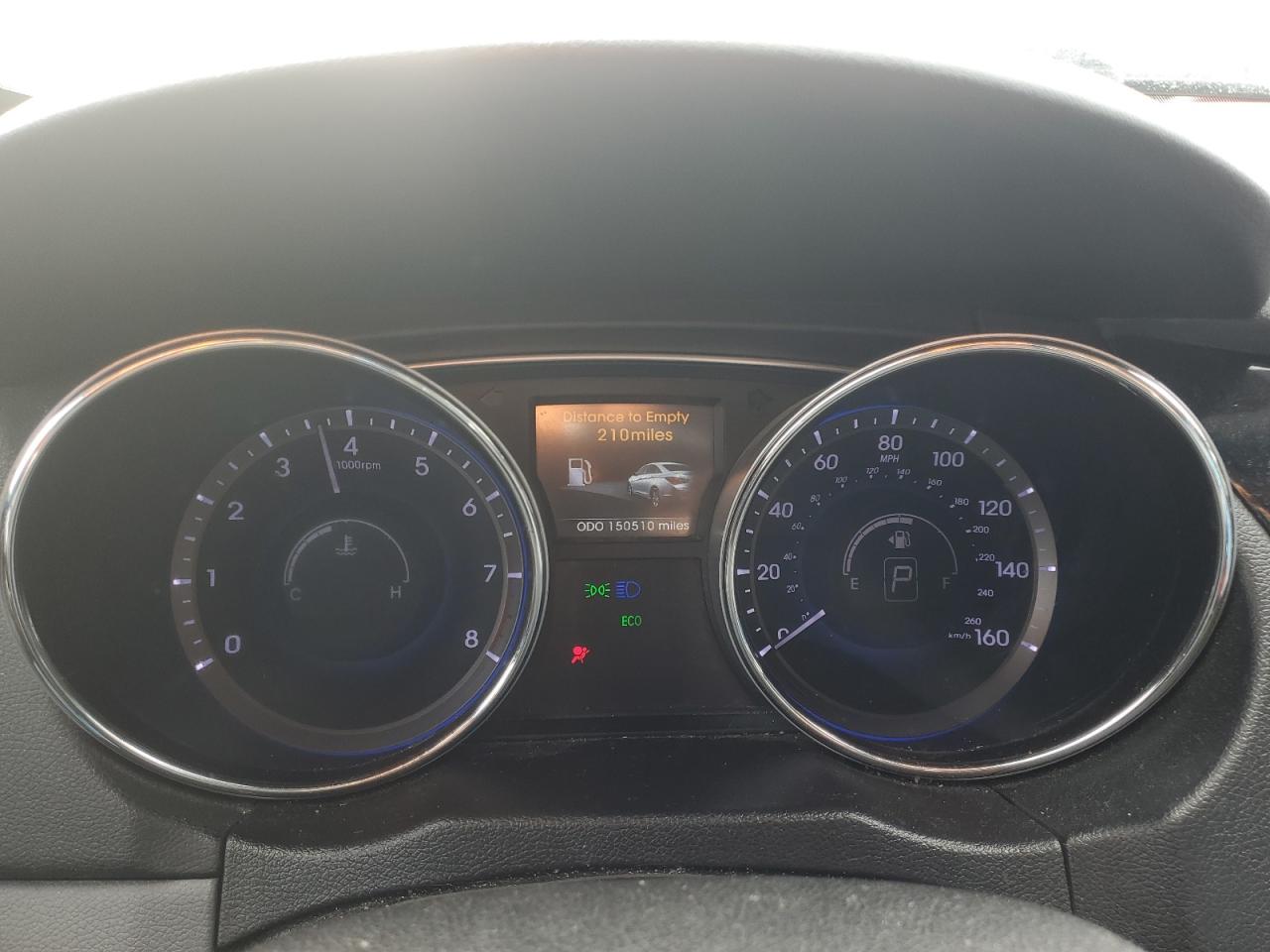 2014 Hyundai Sonata - Image 9