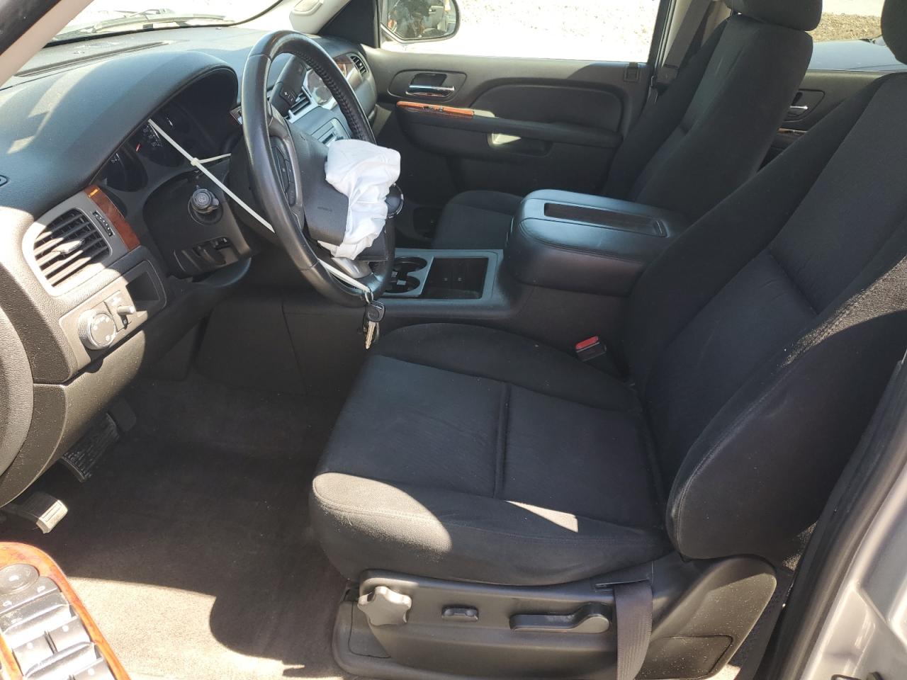2011 GMC Yukon - Image 7