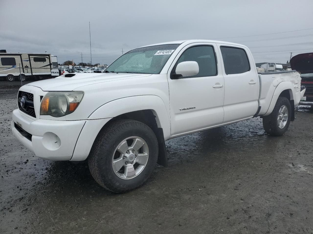 2011 Toyota Tacoma Double Cab Long Bed продається в Eugene, OR - Rear End