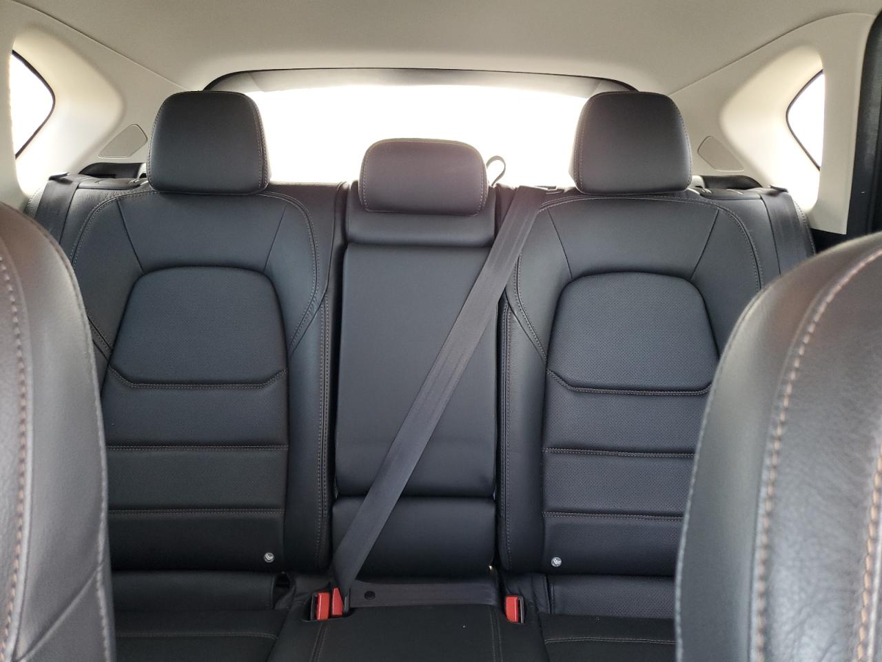 2017 Mazda CX-5 - Image 10
