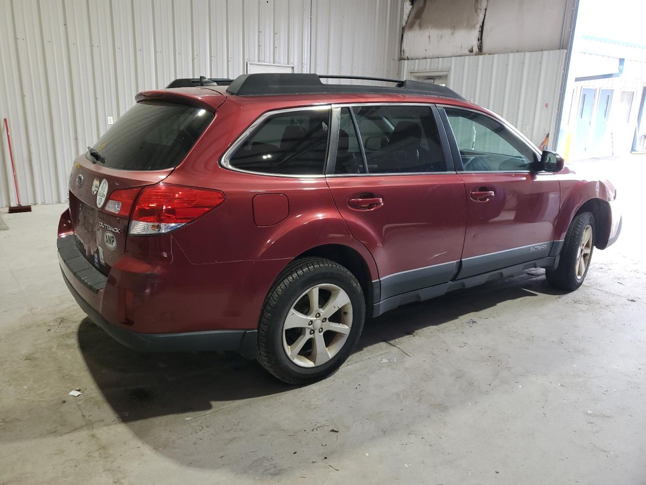 2014 Subaru Outback - Image 3