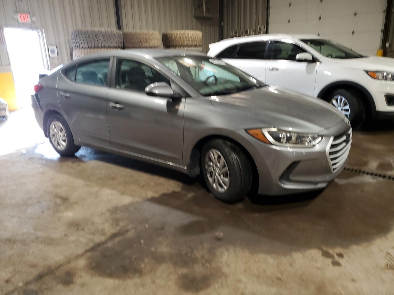 2018 Hyundai Elantra - Image 4