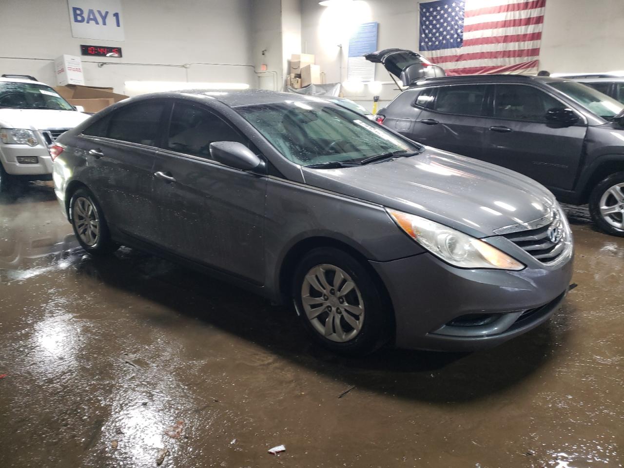 2012 Hyundai Sonata - Image 4