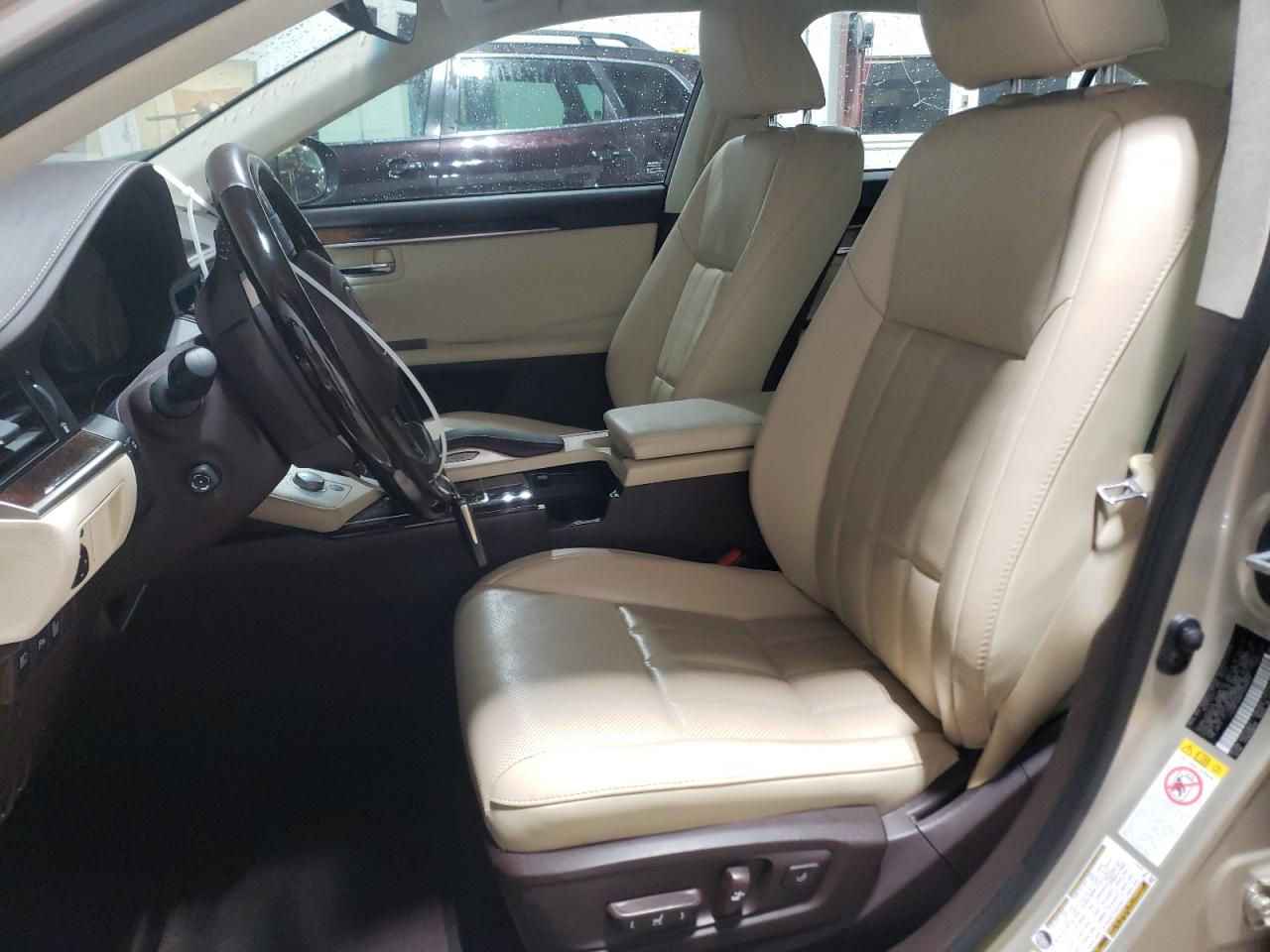 2017 Lexus ES - Image 7