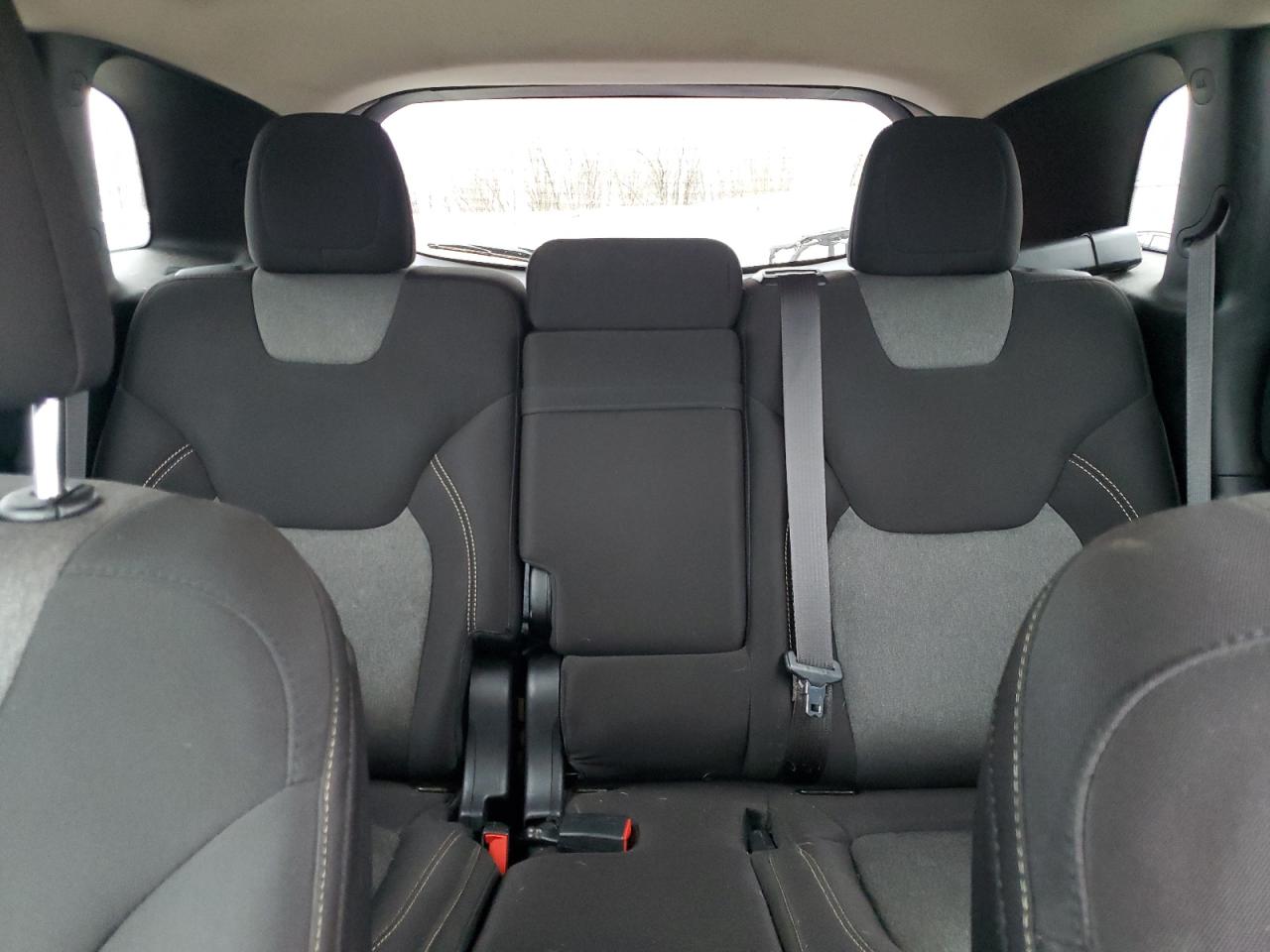 2014 Jeep Grand Cherokee - Image 10