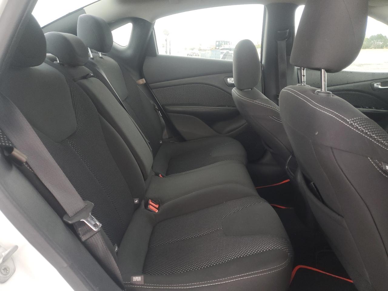 2016 Dodge Dart - Image 10