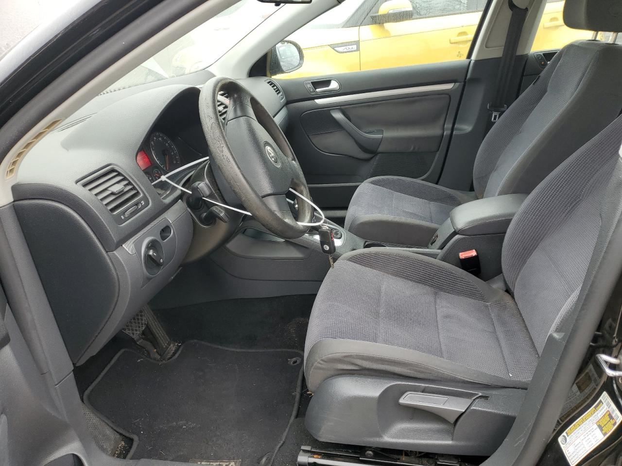 2007 Volkswagen Jetta - Image 7