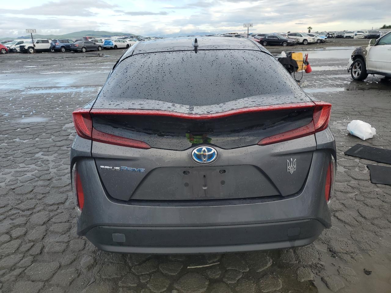 2017 Toyota Prius - Image 6
