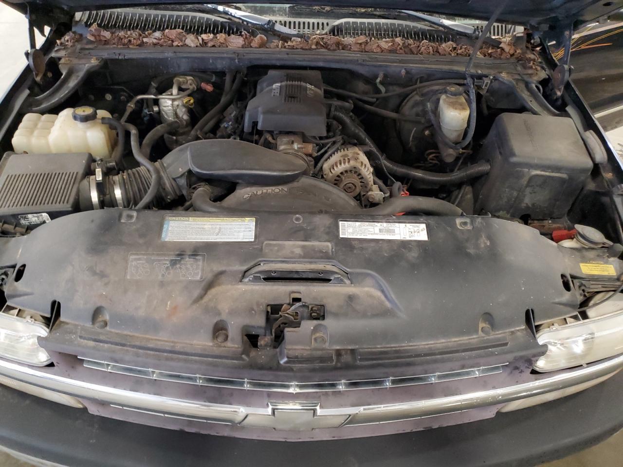 2000 Chevrolet Silverado - Image 11