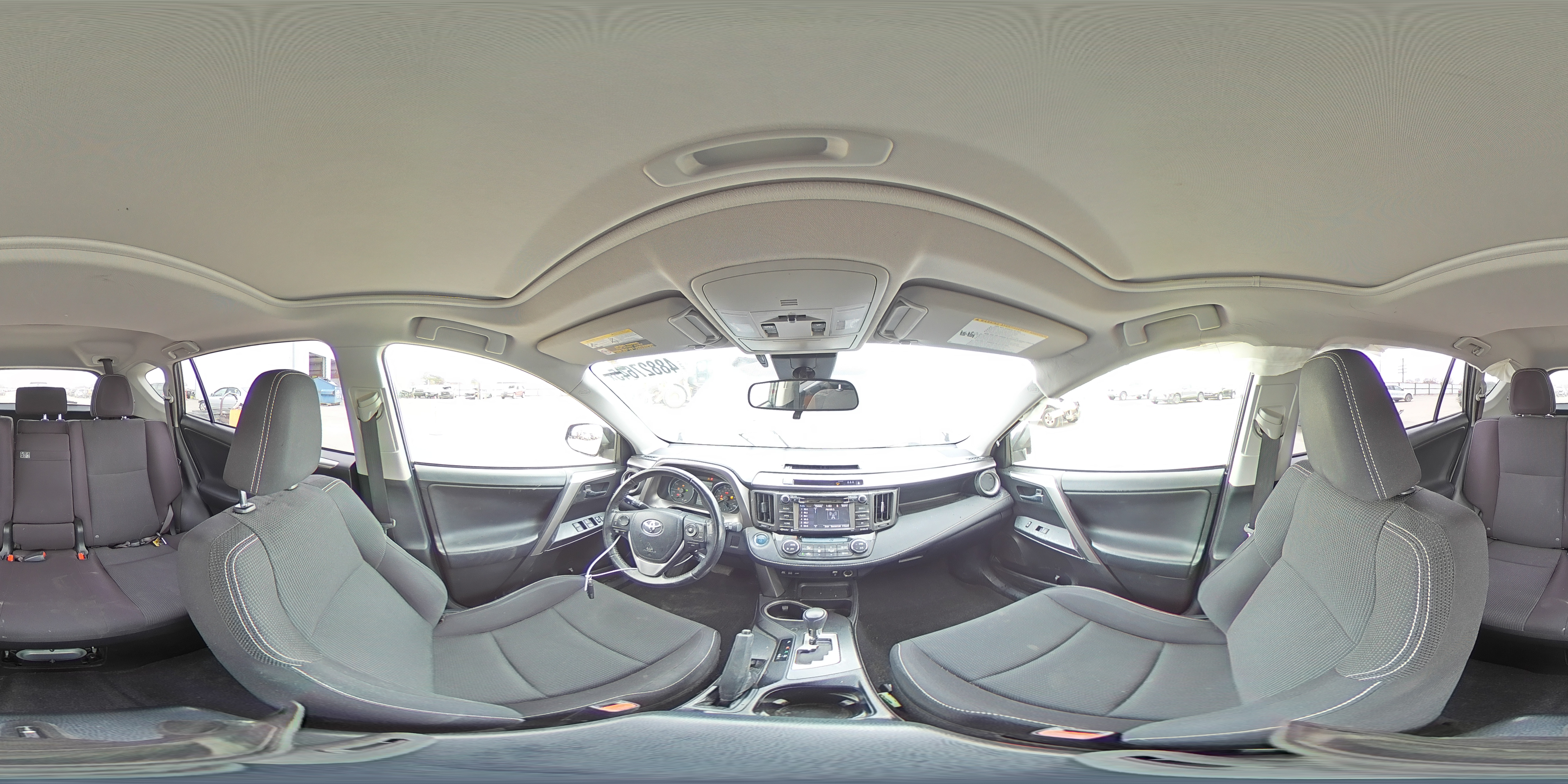 2018 Toyota RAV 4 - Image 14