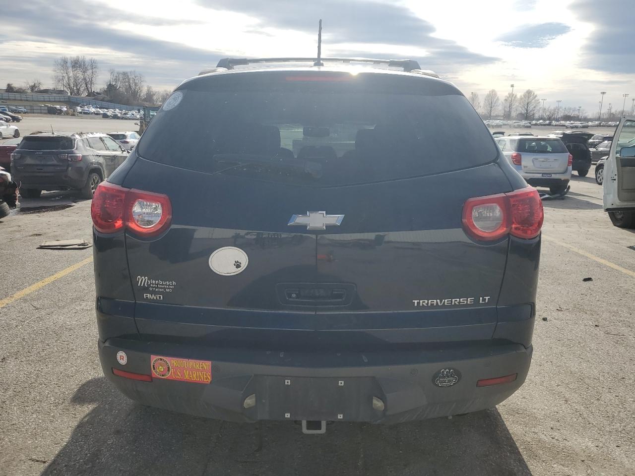 2012 Chevrolet Traverse - Image 6
