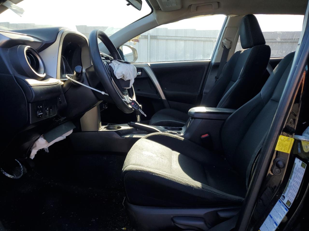 2015 Toyota RAV 4 - Image 7