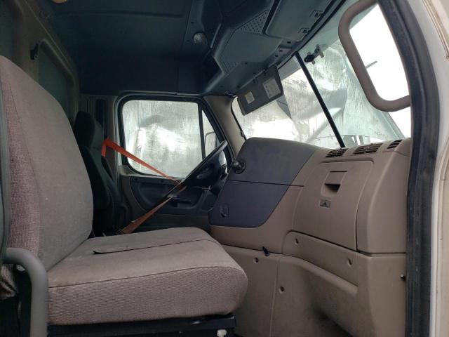 2016 FREIGHTLINER CASCADIA TRUCK CAB AND CHASSIS