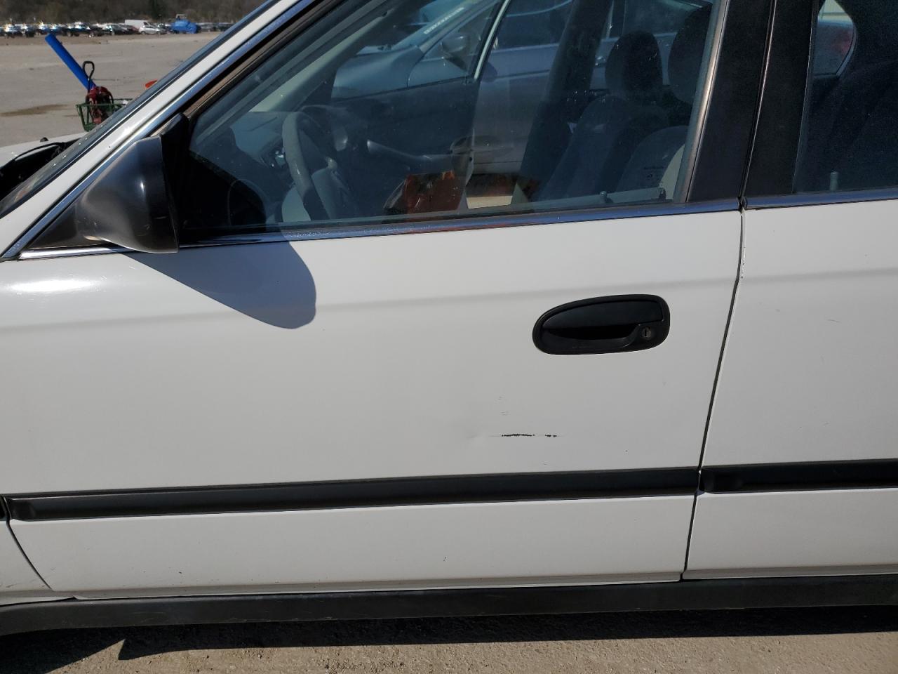 1998 Honda Civic Lx VIN: 1HGEJ6674WL051570 Lot: 50953635