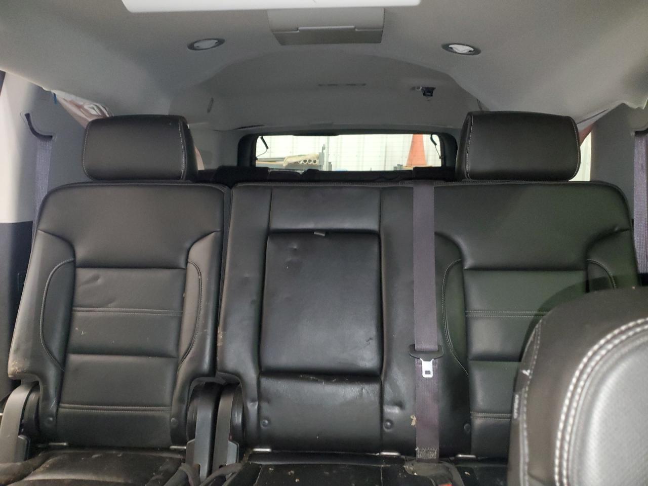2016 GMC Yukon - Image 10