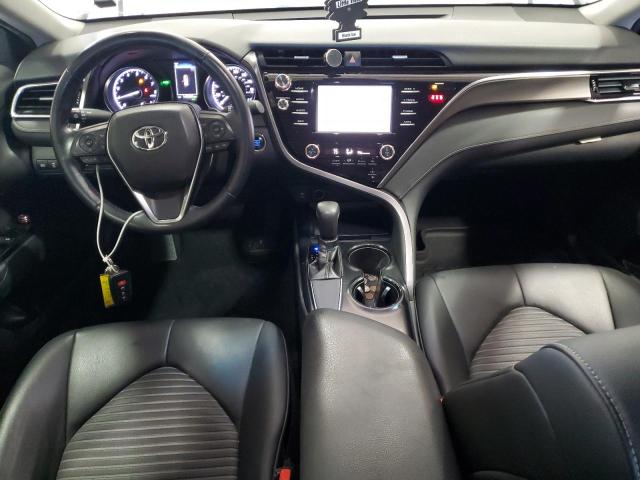 TOYOTA CAMRY 2018 Белы