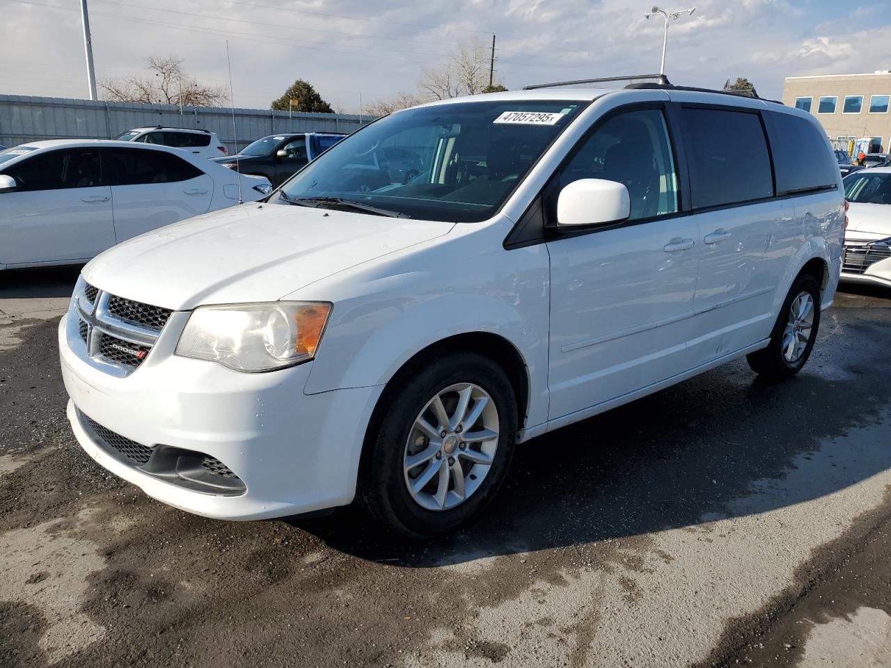 2014 Dodge Caravan - Image 1