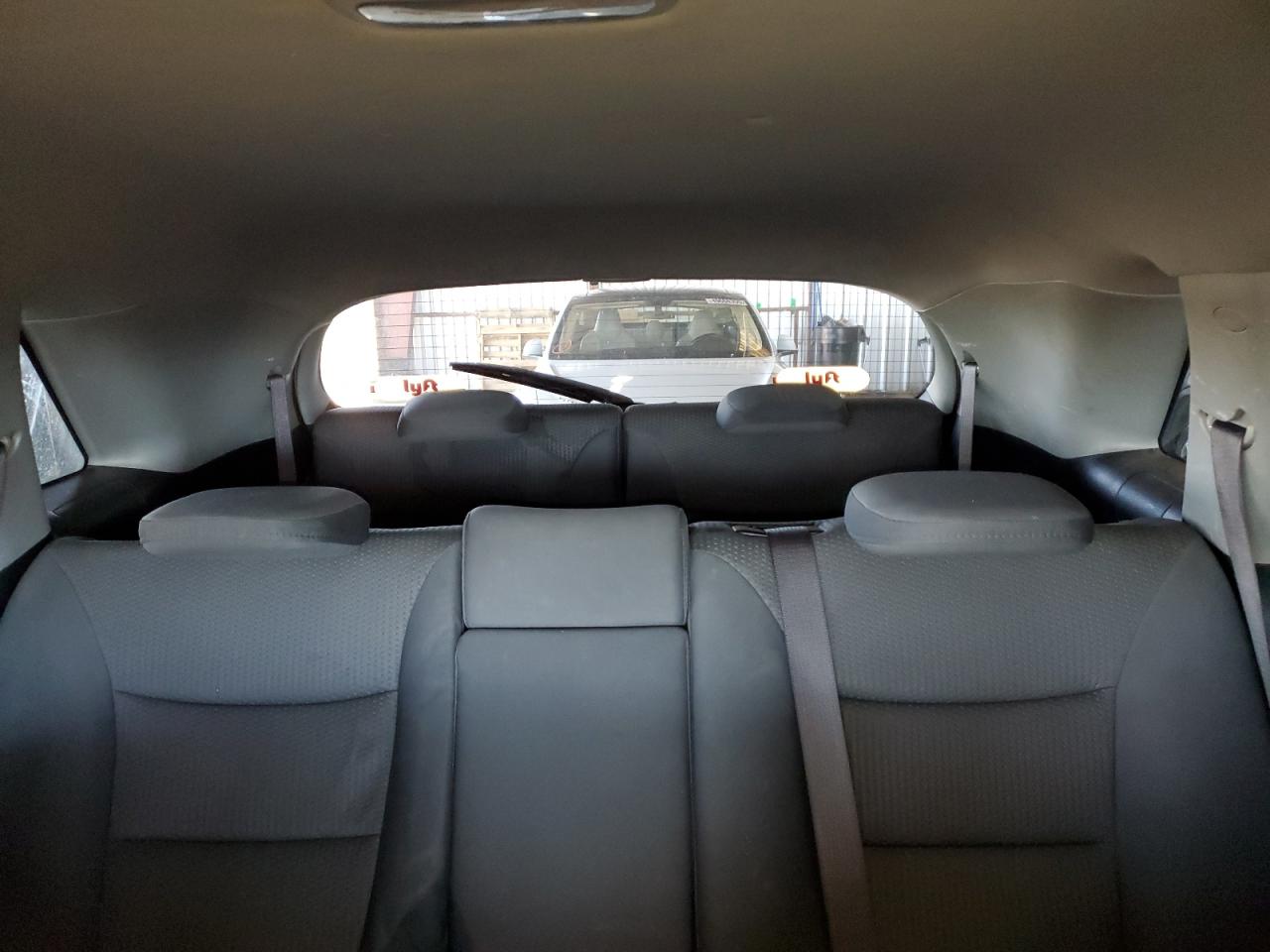 2012 Kia Sorento - Image 10