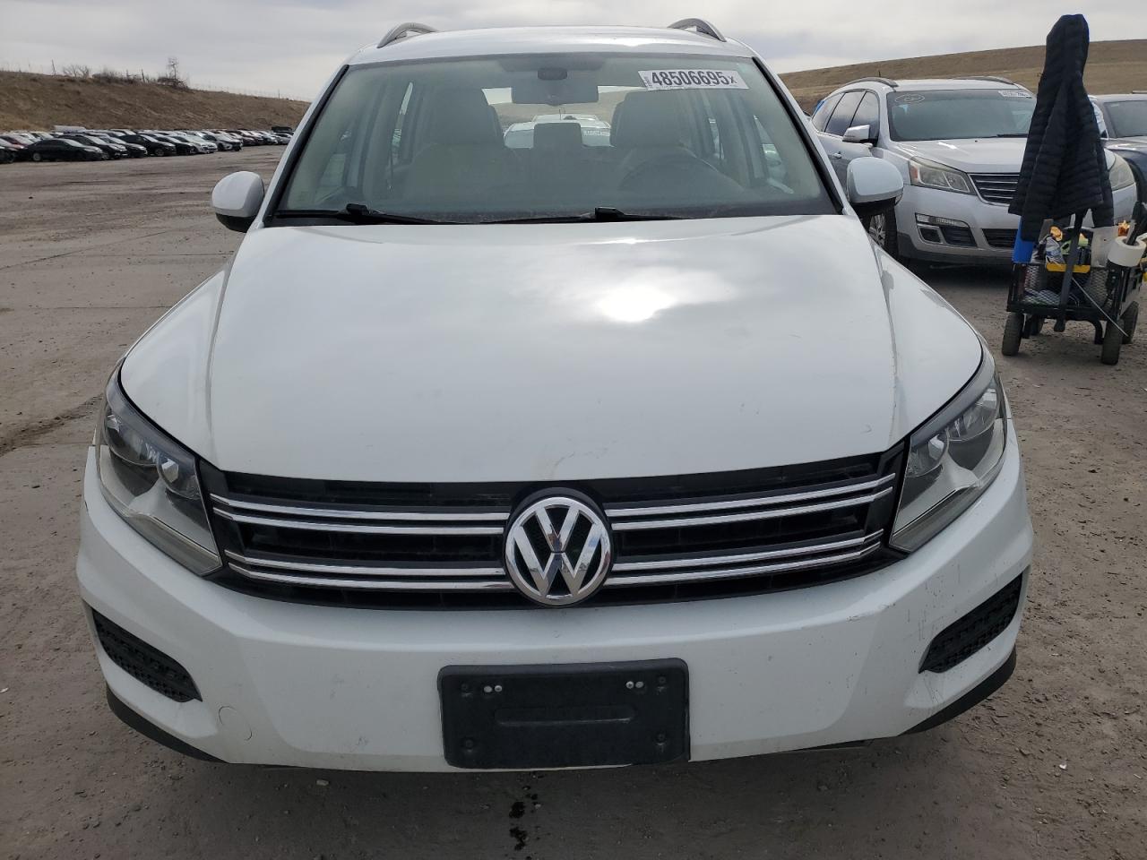 2016 Volkswagen Tiguan - Image 5