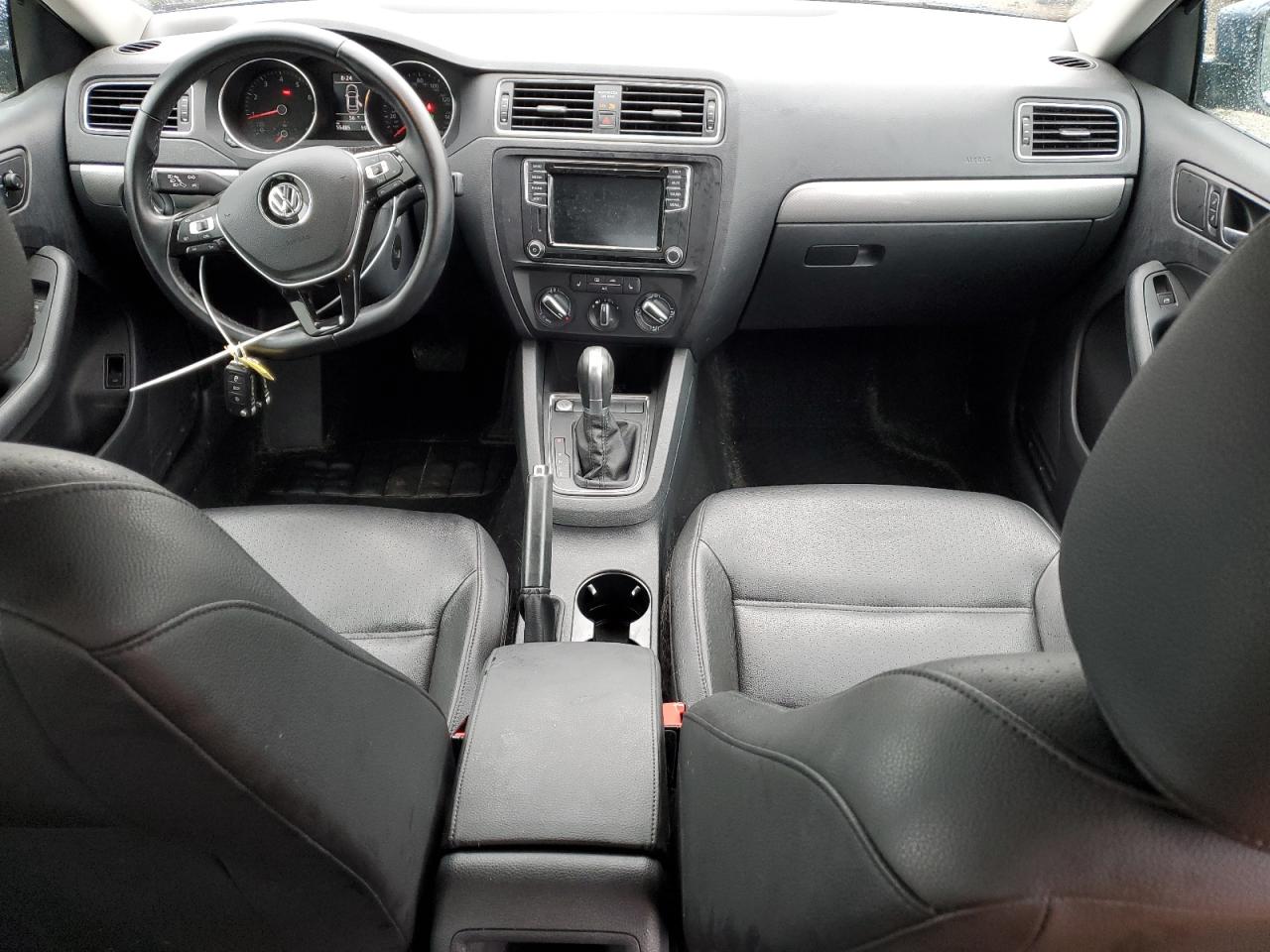 2017 Volkswagen Jetta - Image 8