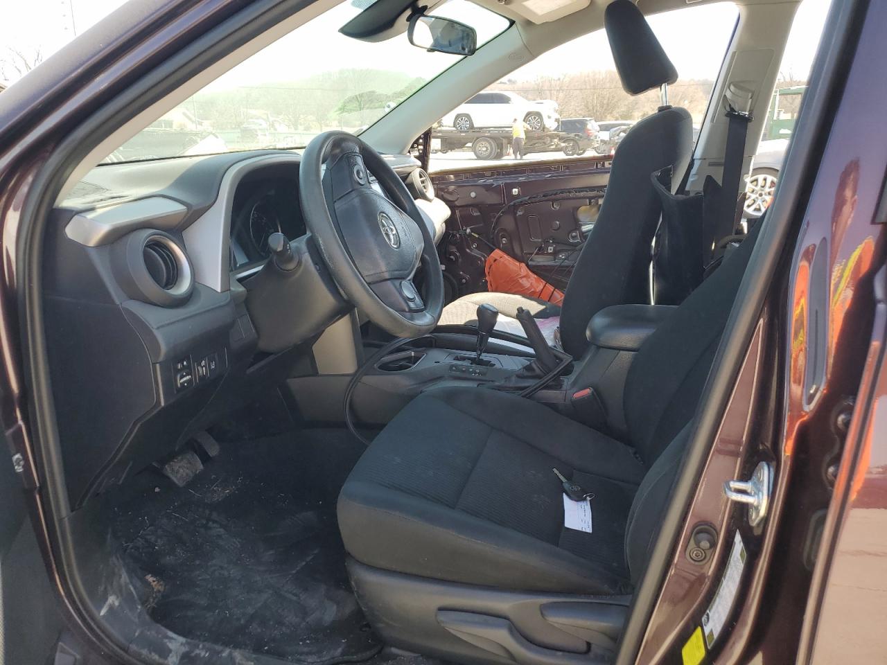2017 Toyota RAV 4 - Image 7